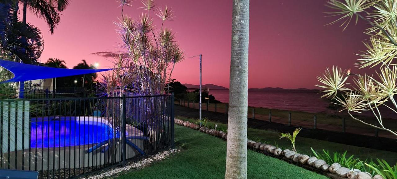 Cardwell Beachfront Motel Exterior photo
