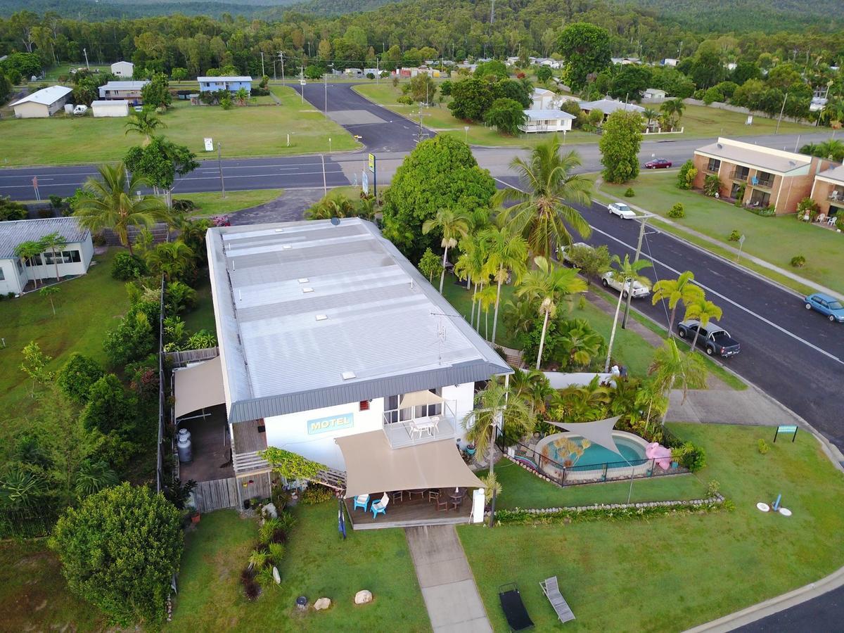 Cardwell Beachfront Motel Exterior photo
